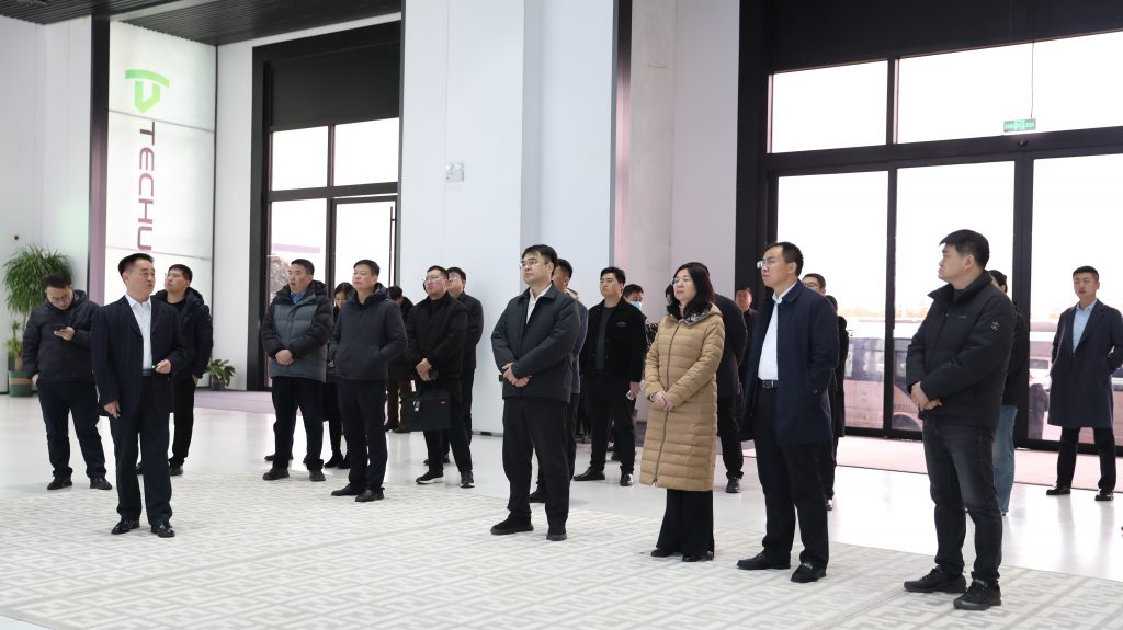 河南青年企業(yè)家協(xié)會(huì)“縣區(qū)行”活動(dòng)走進(jìn)河南貝迪集團(tuán)